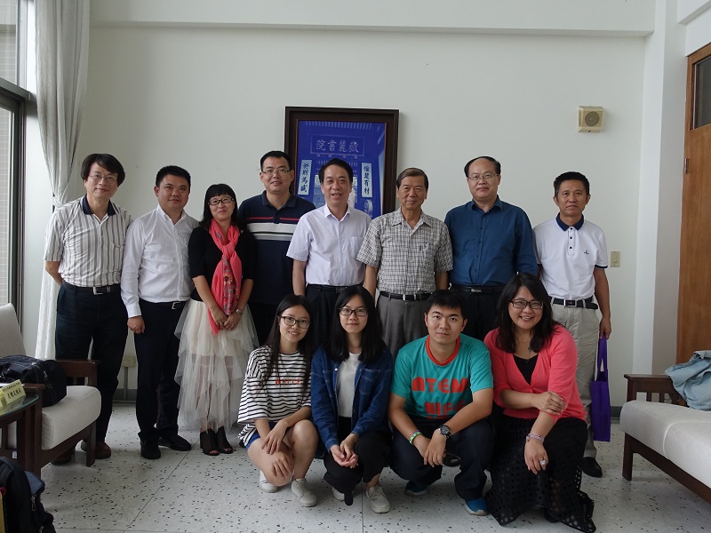 访问佛光大学并看望我校交流生