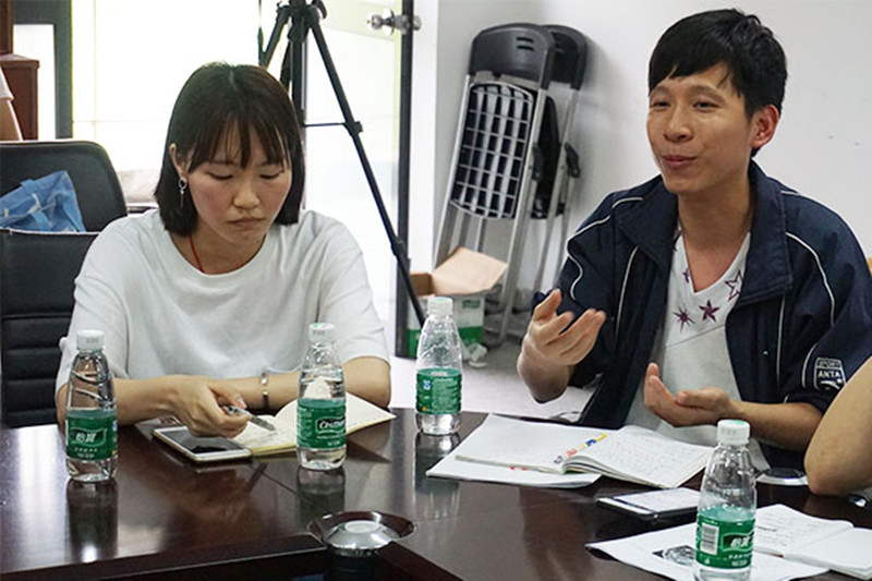 毕业生们发表感言_副本