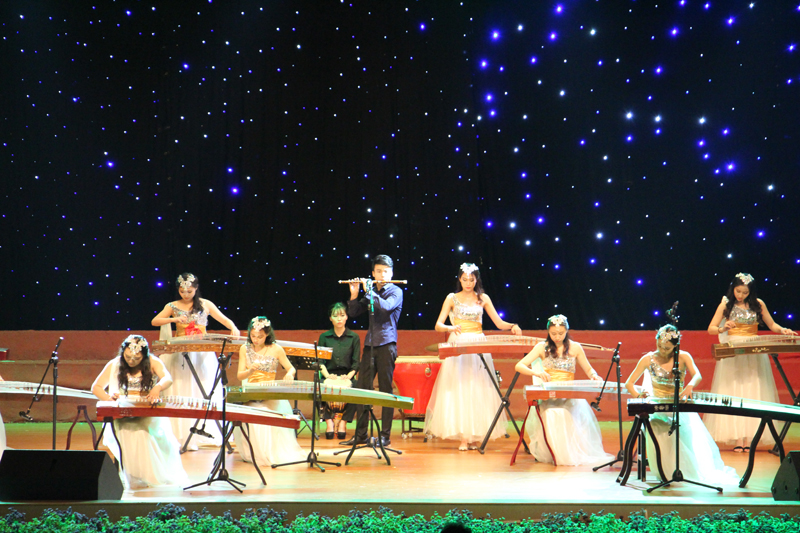 古筝重奏《幸福渠水》-800